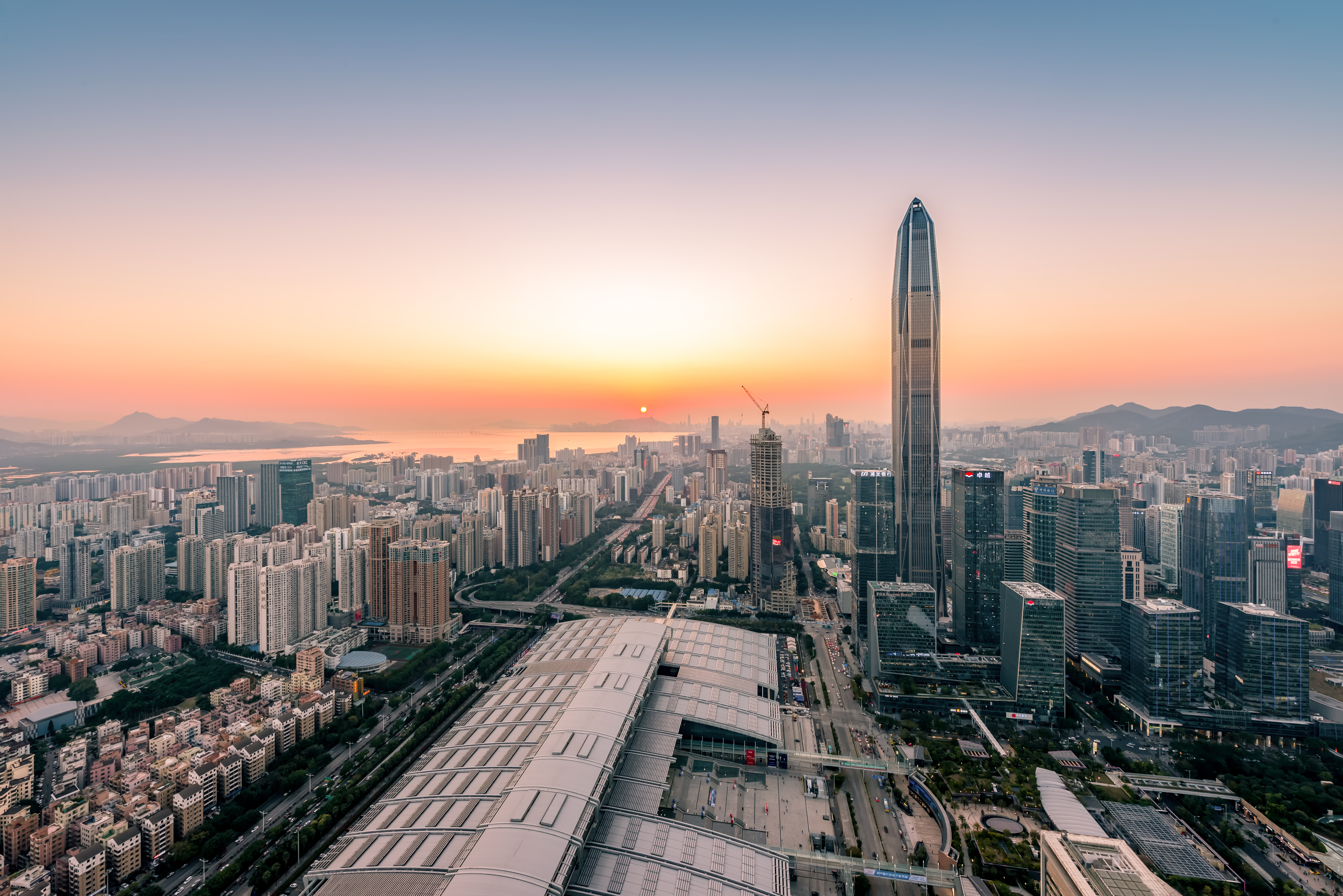 深圳商报 | 飞驰娱乐董事长兼CEO陈宁： 推动深港创新企业合作